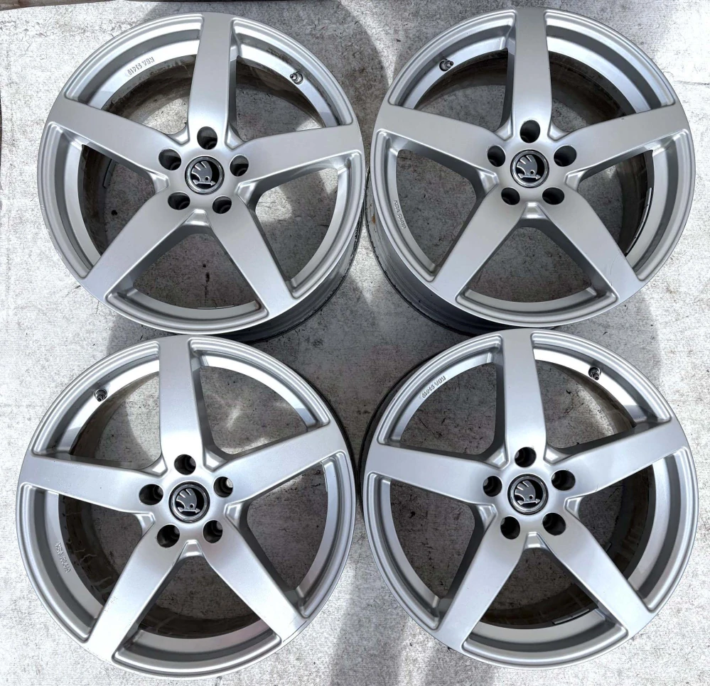 SKODA OCTAVIA SUPERB YETI KATOQ 18" 5X112 ET30