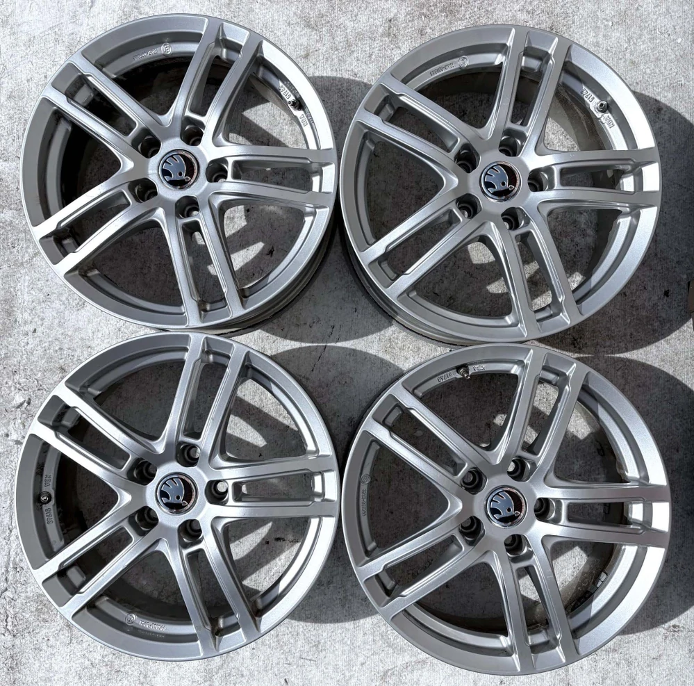 ALU SKODA KODIAQ KAROQ OCTAVIA SUPERB YETI 17" 5X112 ET40