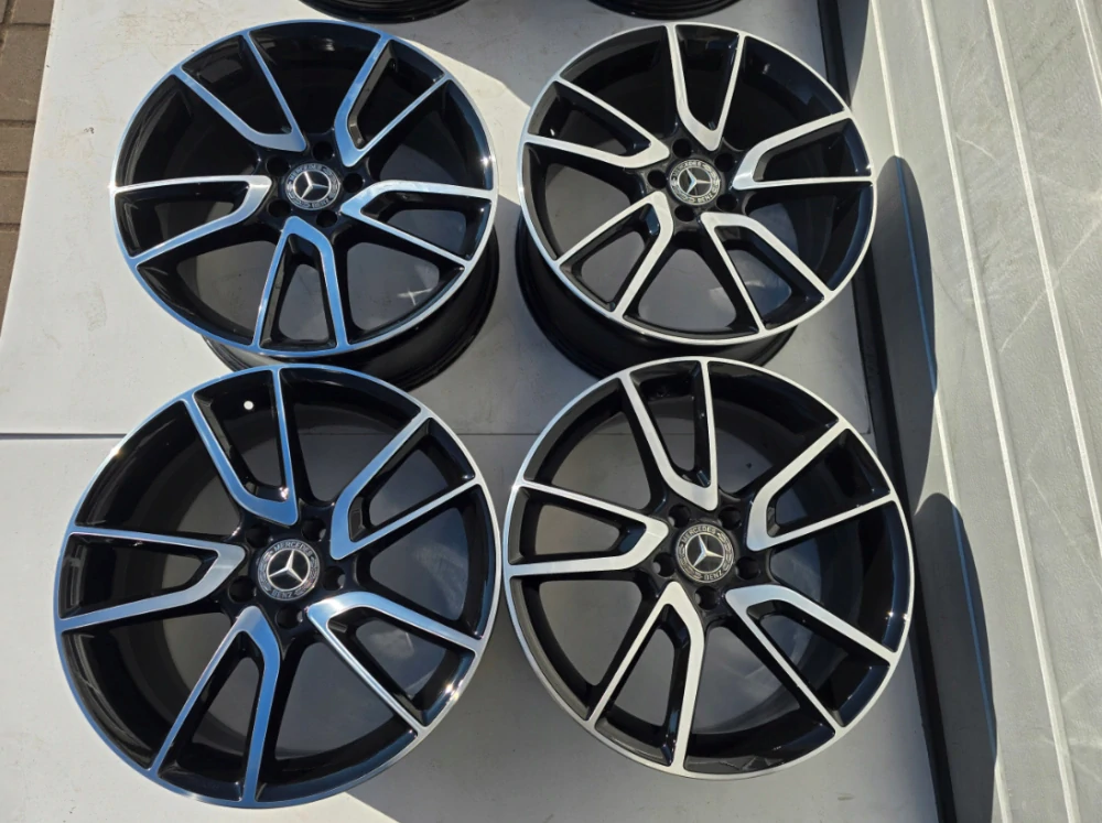 Mercedes E W213 W212 W205 CLA Vito V 19''