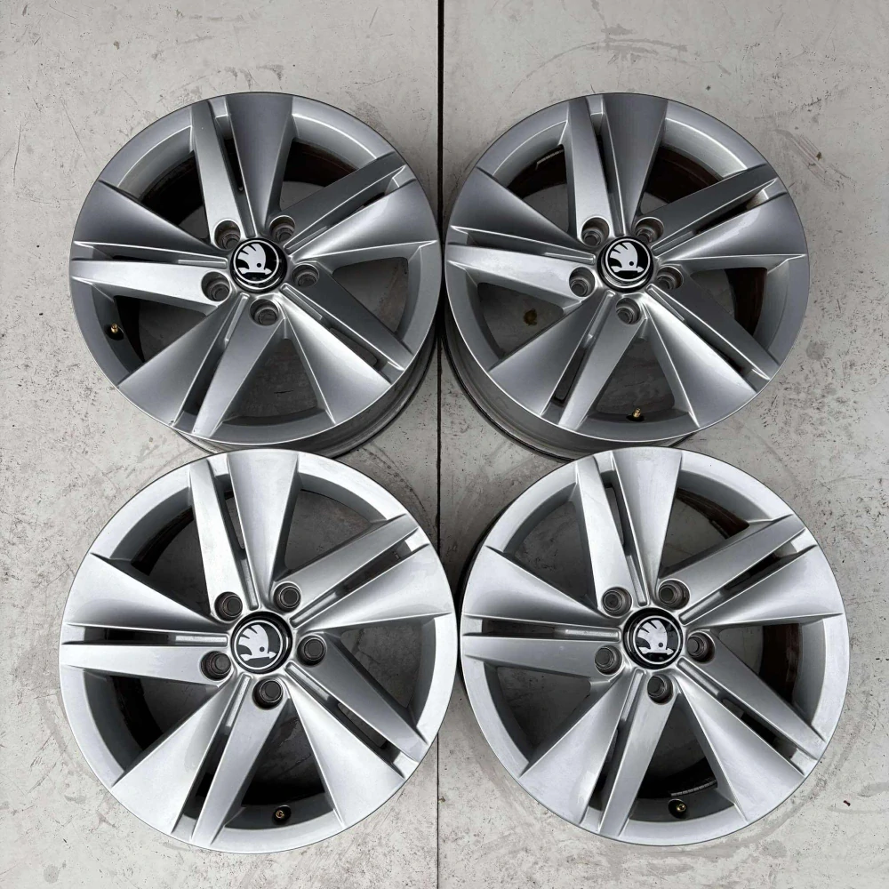 ŠKODA OCTAVIA SUPERB KAROQ YETI 16"