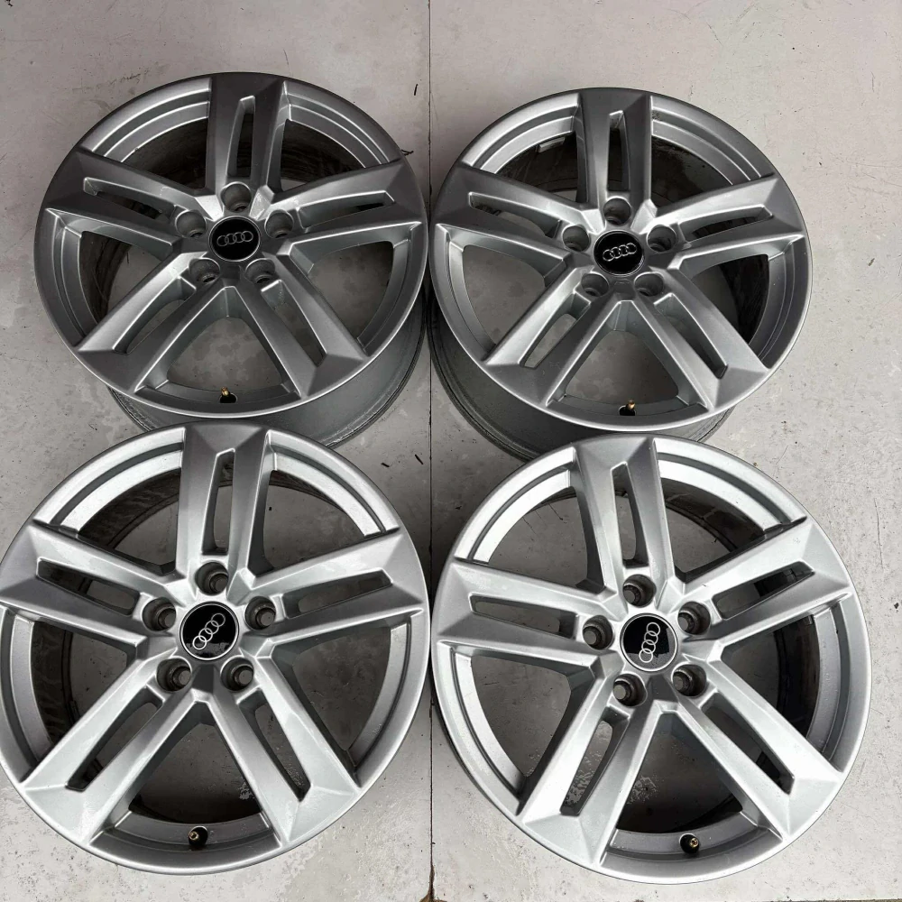 AUDI A3 A4 A5 A6 Q3 17"