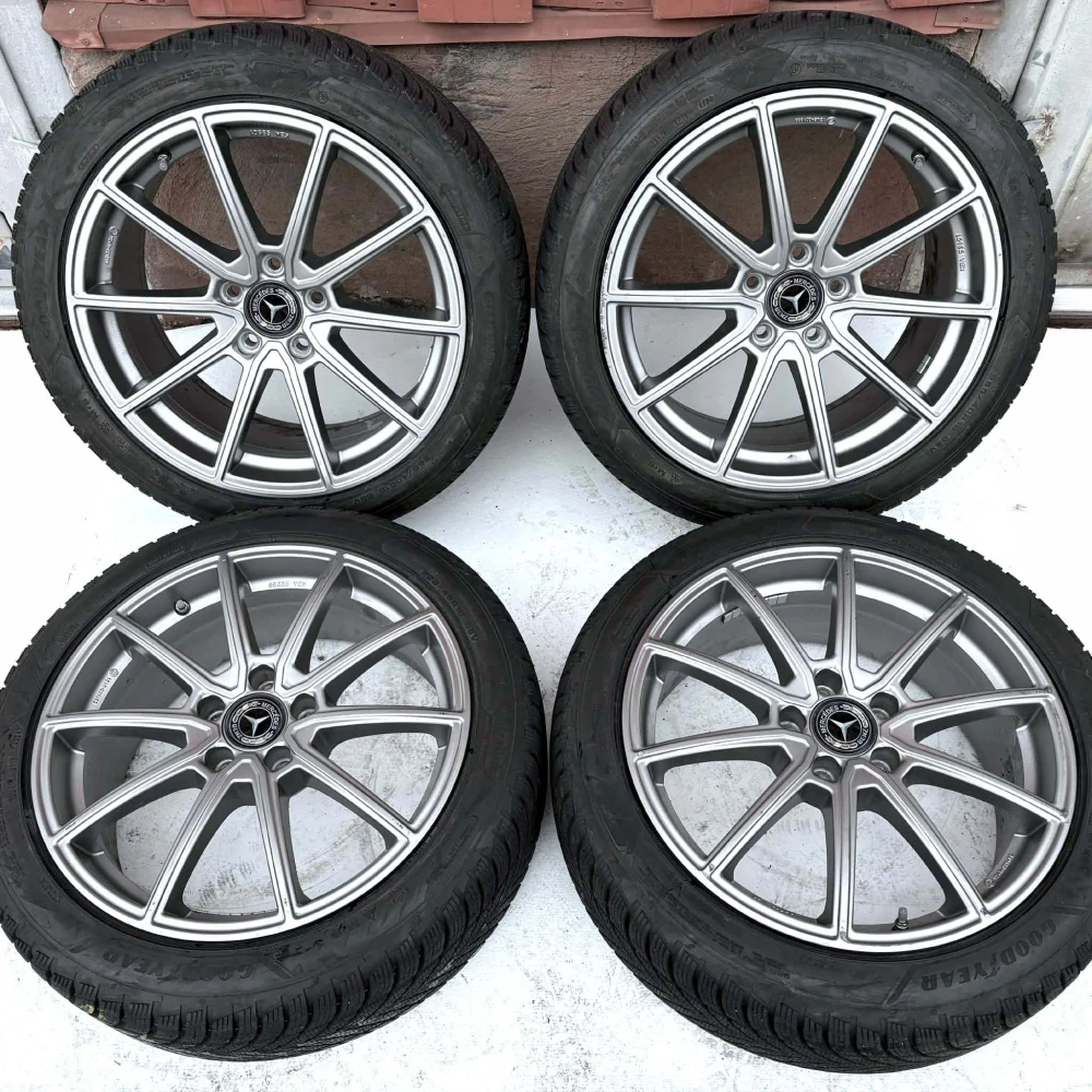 KOLA ZIMNÍ MERCEDES C-CLASS W206 X206 18" 5X112