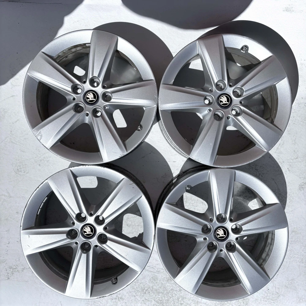 SKODA OCTAVIA 17" 5X112 ET54