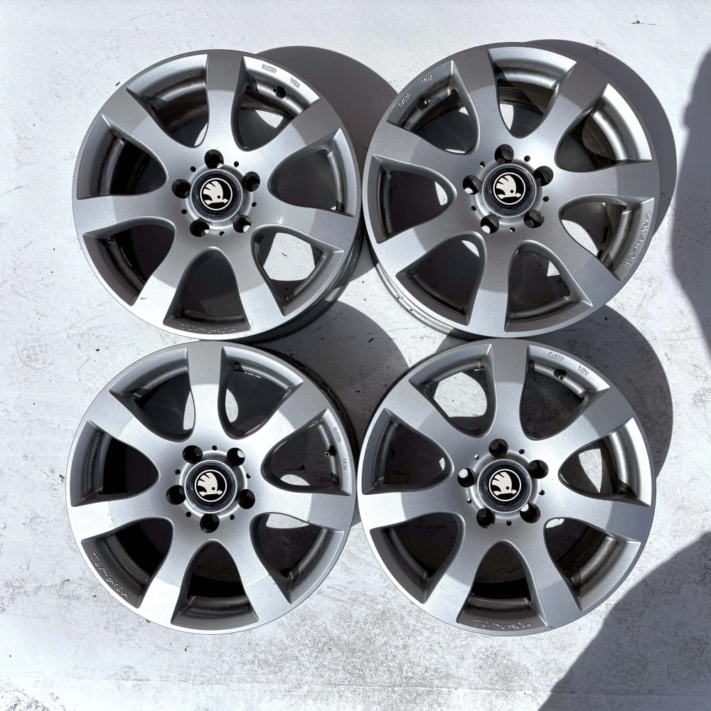 SKODA OCTAVIA SUPERB YETI 16" 5X112