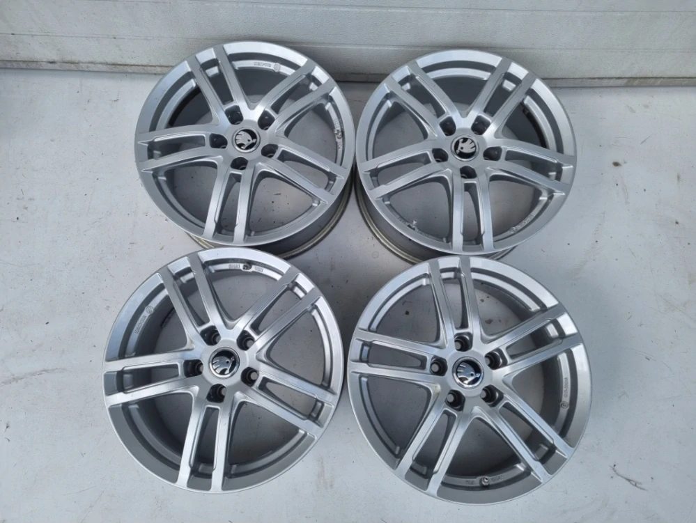 SKODA OCTAVIA KAROQ SUPERB YETI 17" 5X112 ET40
