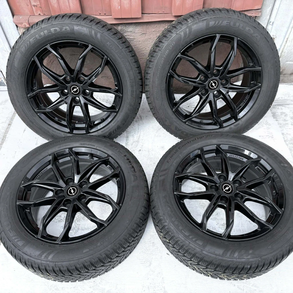 ZIMNÍ KOLA OPEL INSIGNIA B 225/55R17 ROK 2023