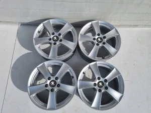 ŠKODA OCTAVIA SUPERB YETI 5x112 16''