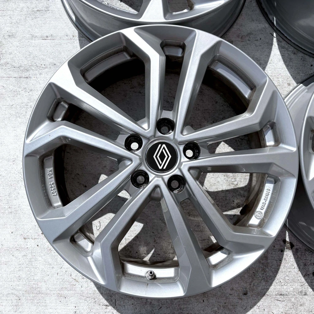 RENAULT KAPTUR LAGUNA MEGANE TALISMAN 18"