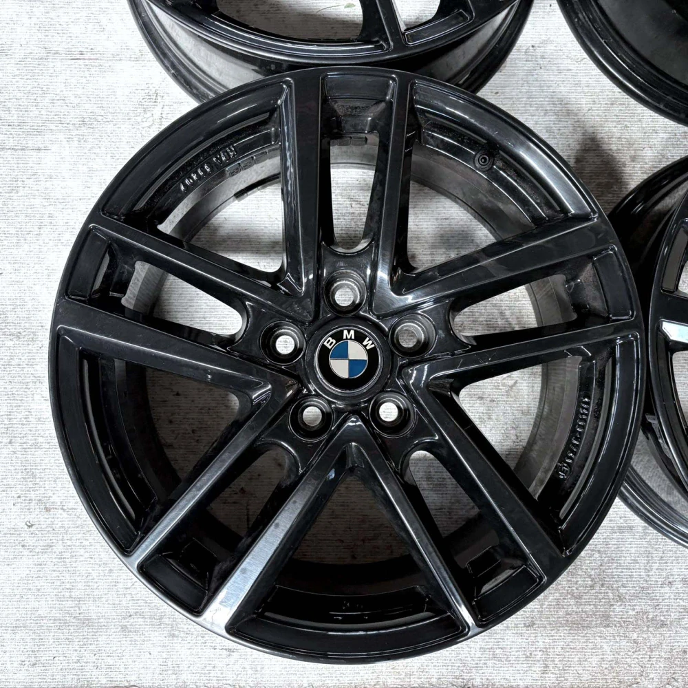 ALU BMW 1 F52 2 F45 F44 F46 X1 F48 X2 F49 17" ET52
