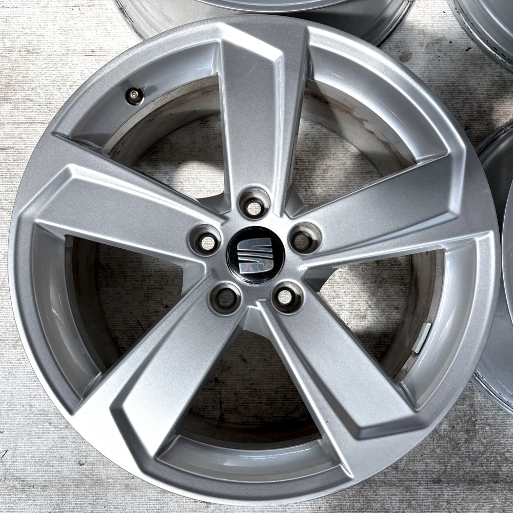 ALU SEAT ALHAMBRA ATECA LEON 18" 5X112