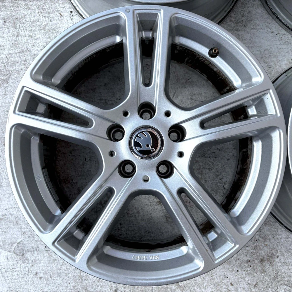 ALU SKODA OCTAVIA SUPERB YETI 17" 5X112