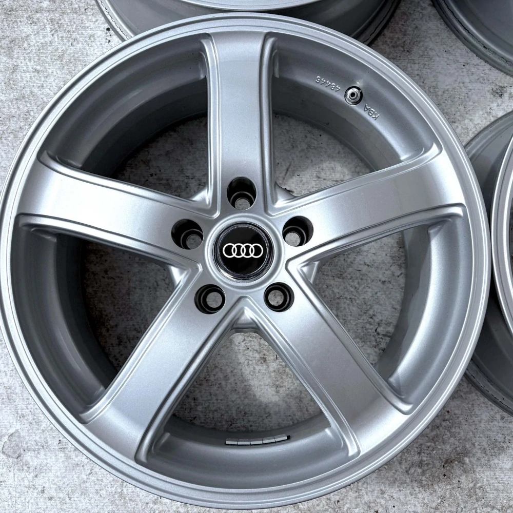 ALU AUDI A4 B7 B8 B9 A6 C6 C7 17" 5x112 ET35