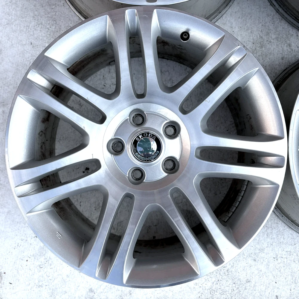 SKODA SUPERB OCTAVIA 18" 5X112 ET46