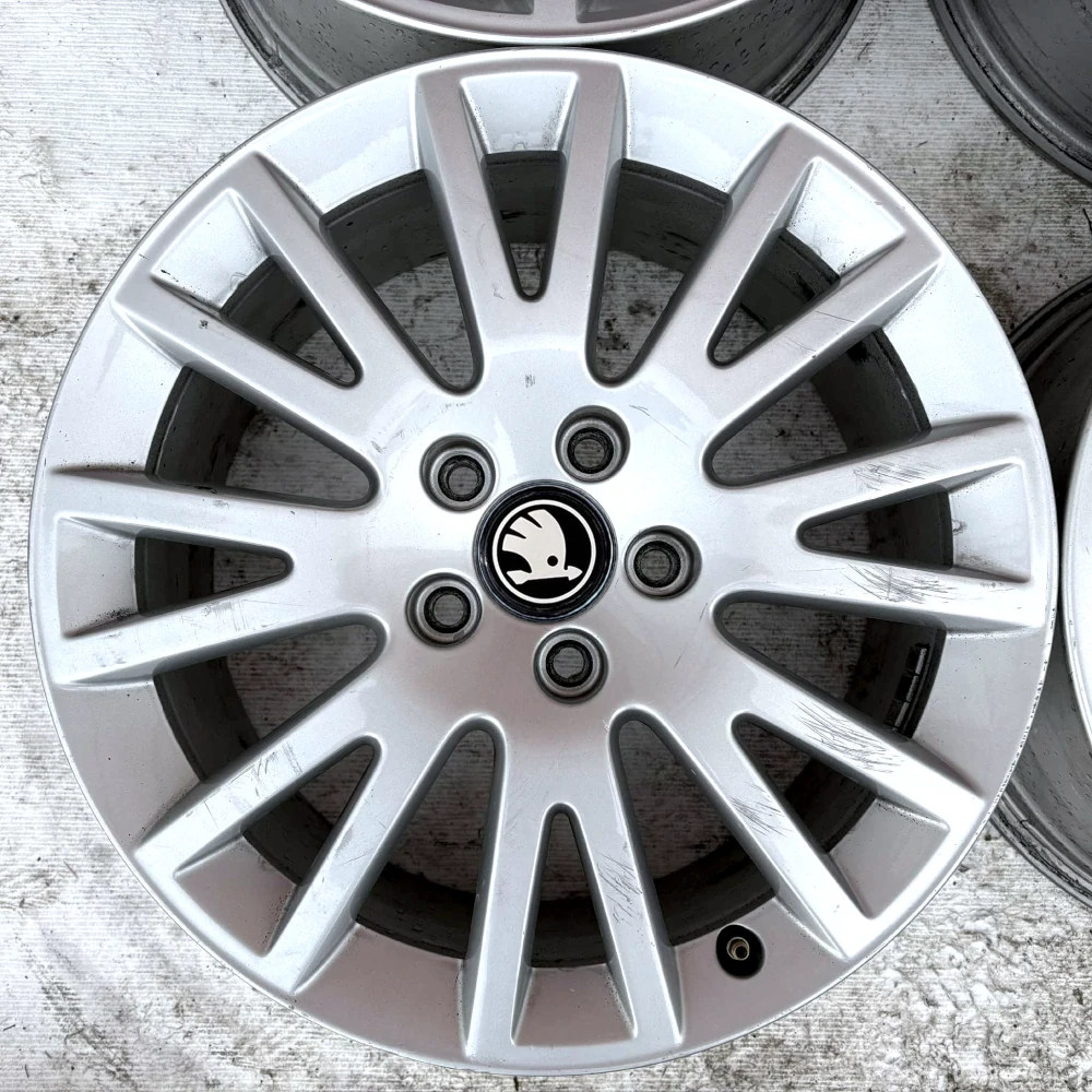SKODA OCTAVIA II 17" 5X112 7,5J ET56