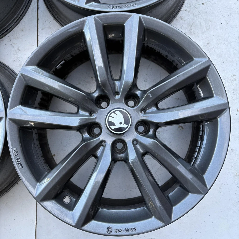 ŠKODA SUPERB YETI OCTAVIA 17"