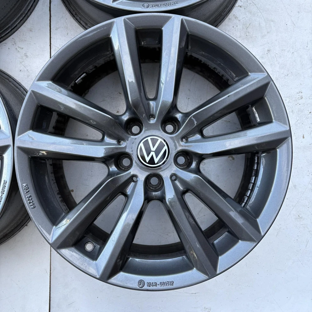 VW GOLF PASSAT TIGUAN SHARAN 17"