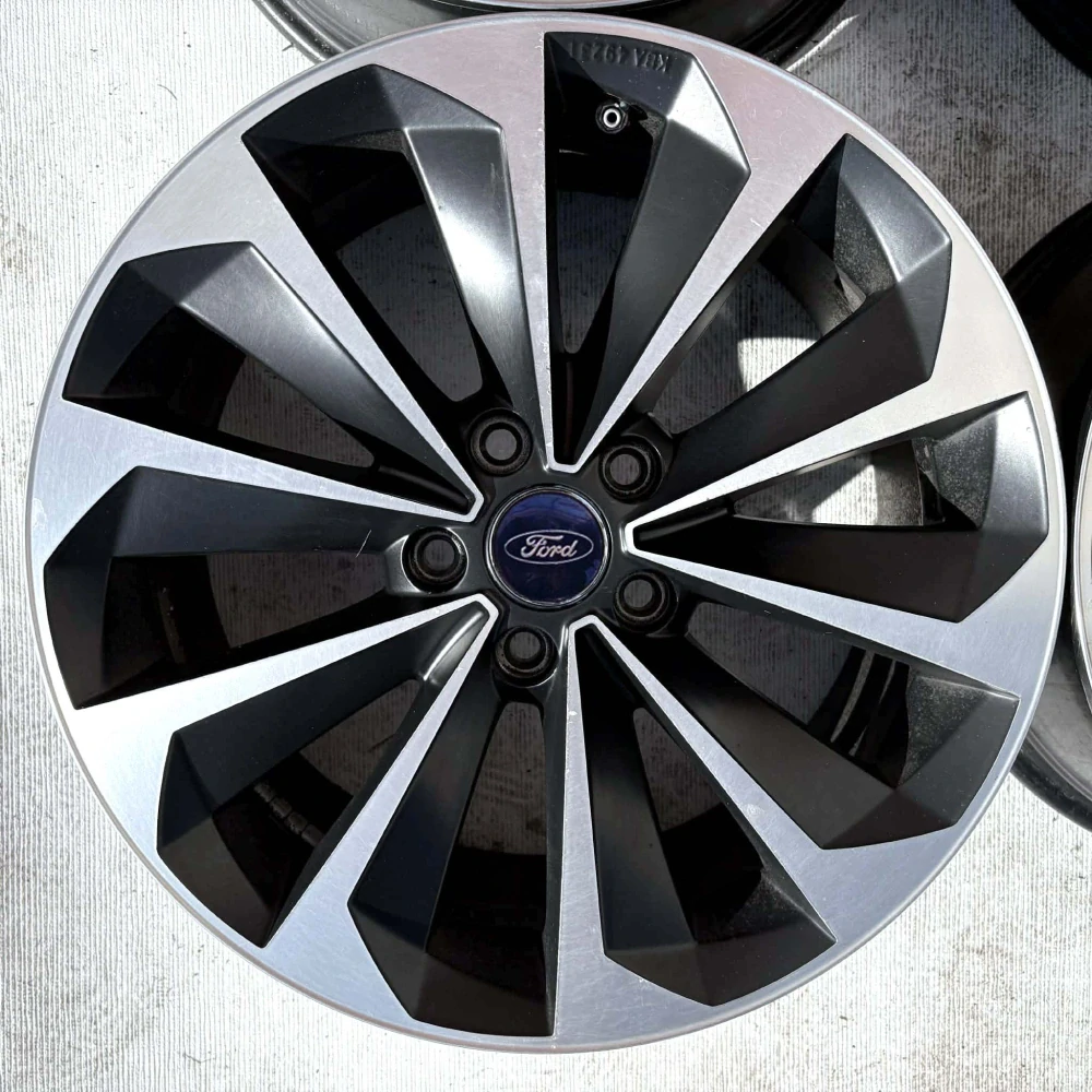 FORD FOCUS C-MAX KUGA MONDEO 17" 5x108