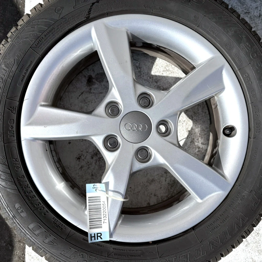 KOLA ZIMNÍ AUDI A3 205/55R16 DUNLOP
