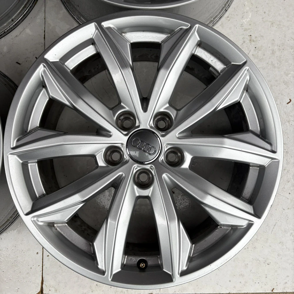 AUDI Q5 A3 A4 A5 A6 Q3 17"