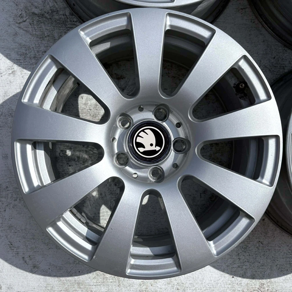 SKODA OCTAVIA SUPERB YETI 16" 5X112