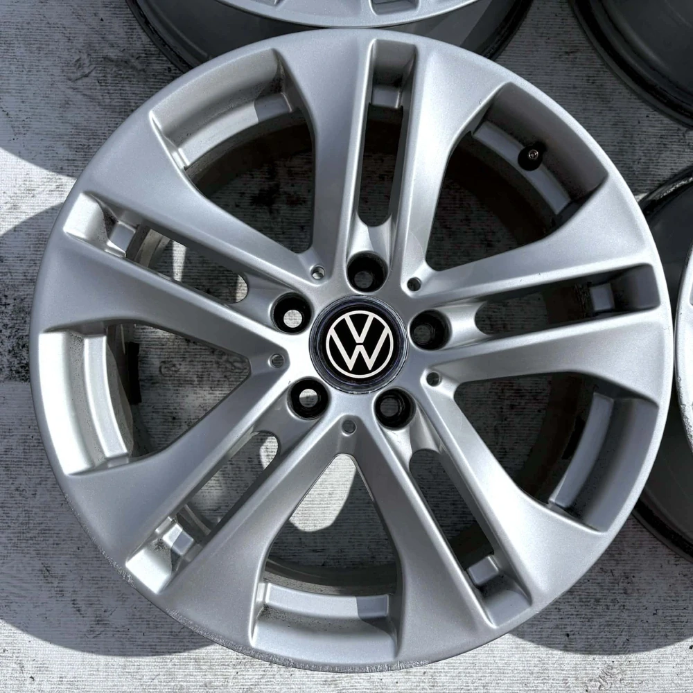 VW PASSAT TIGUAN GOLF CADDY SHARAN 17" 5X112