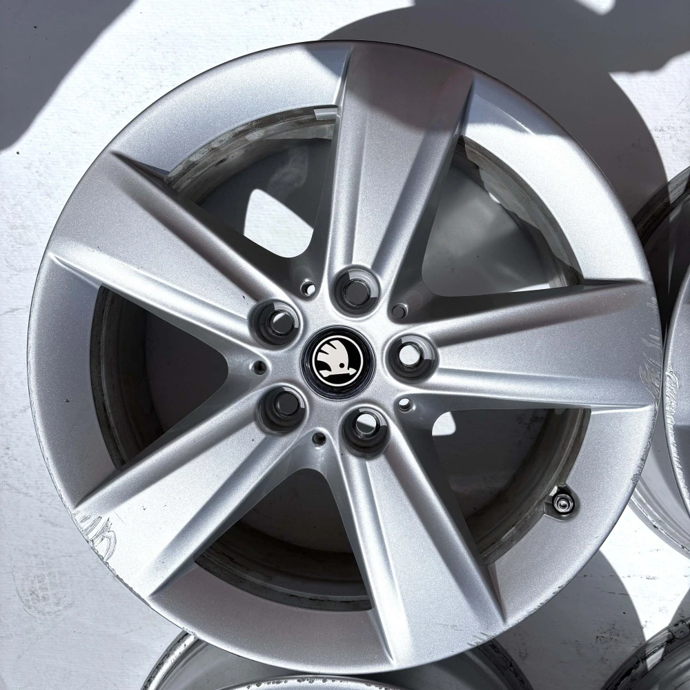 SKODA OCTAVIA 17" 5X112 ET54
