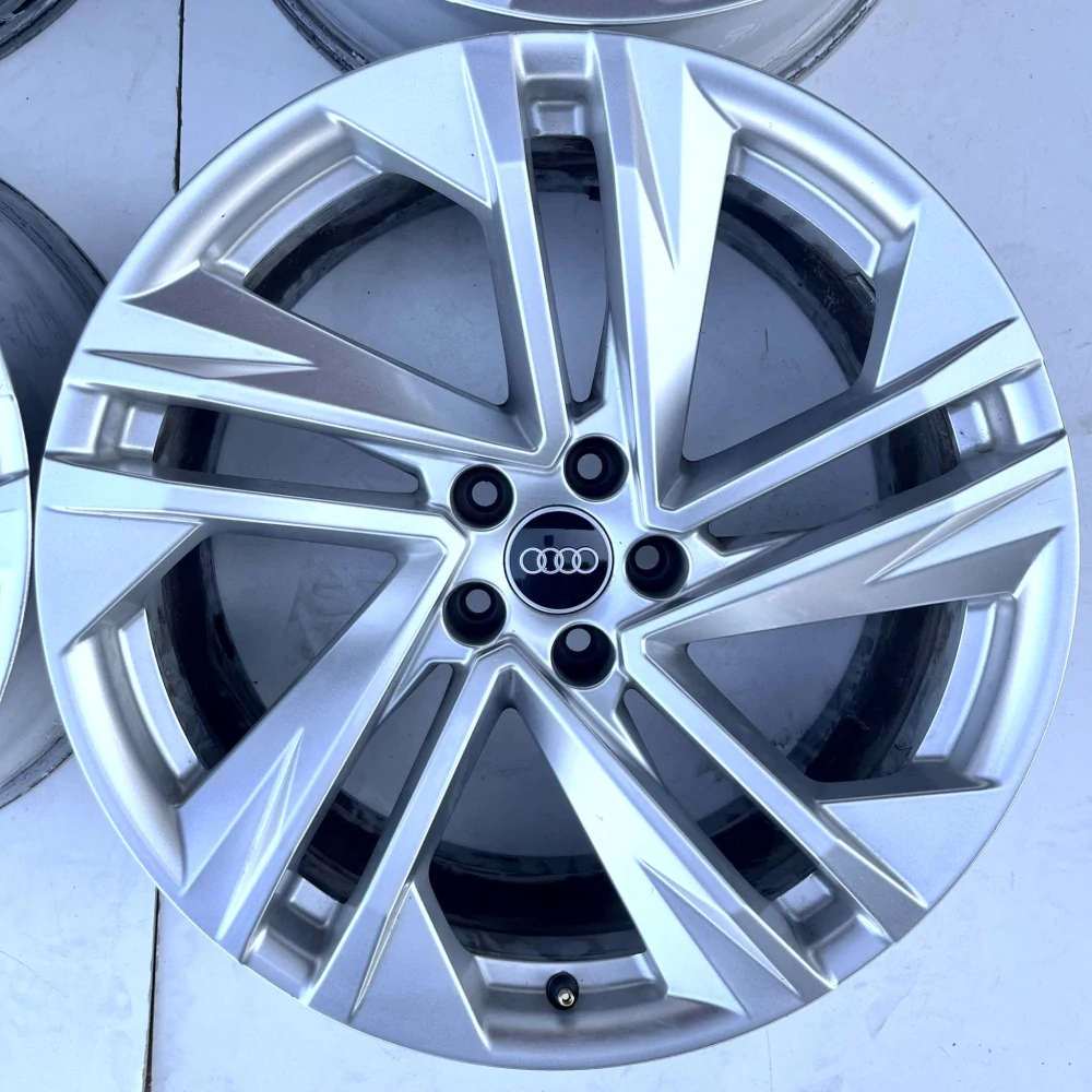 ALU KOLA AUDI Q7 SQ7 20"