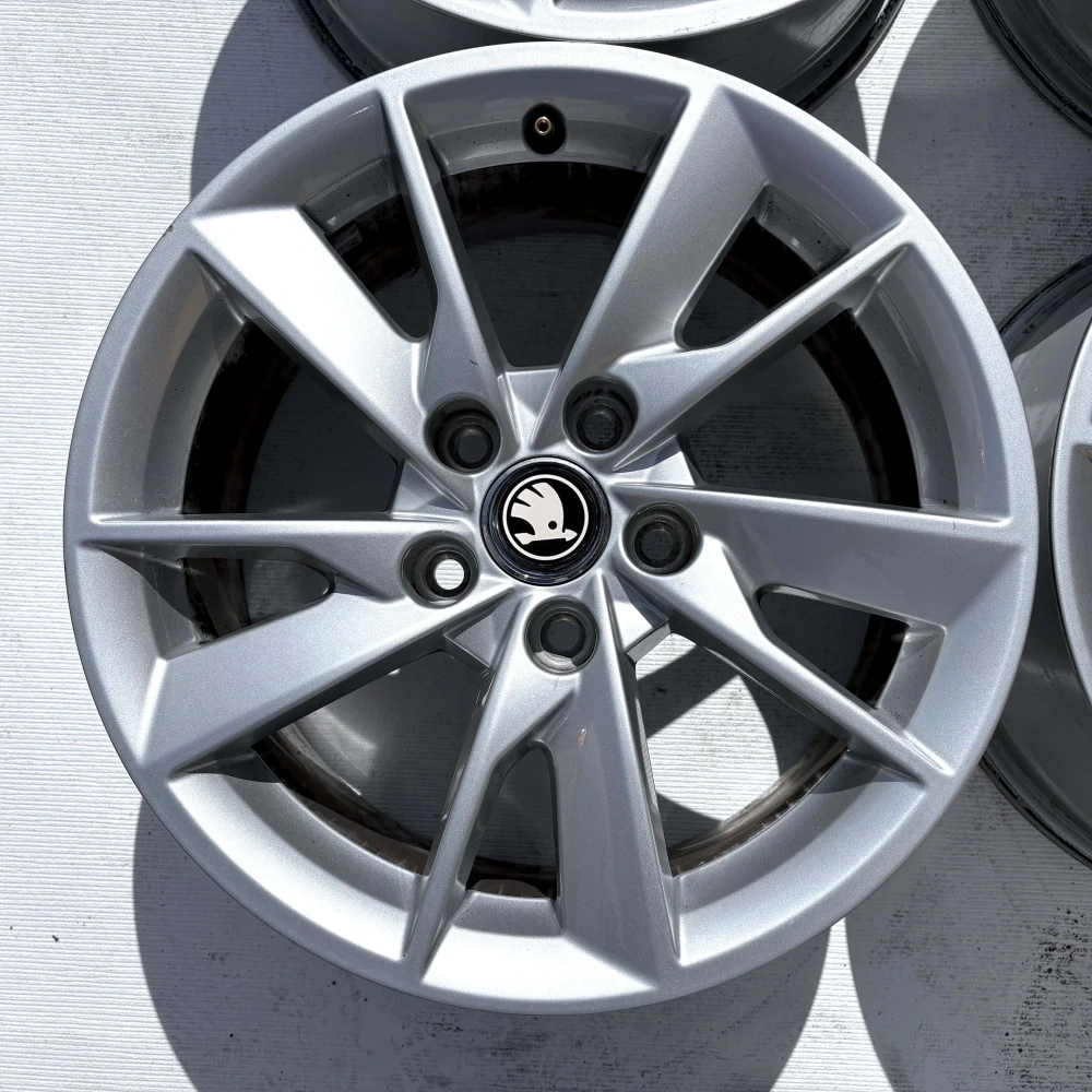 SKODA OCTAVIA SUPERB YETI 16" 5X112