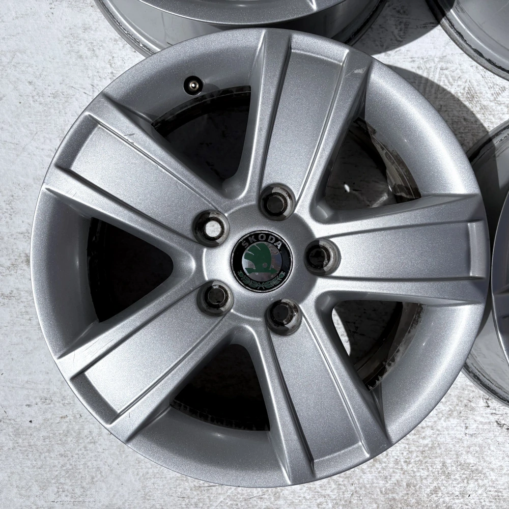 SKODA OCTAVIA 15" 6,5J 5x112 ET50