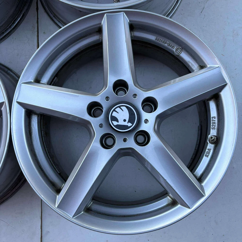 ŠKODA OCTAVIA KAROQ YETI 16''