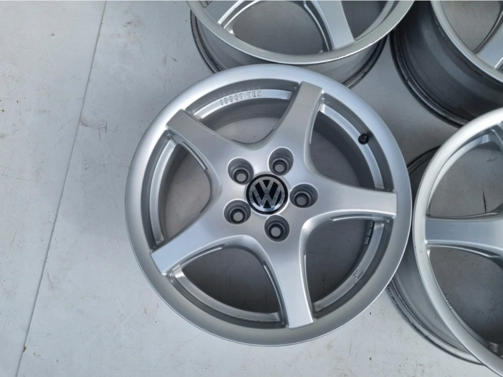 VW GOLF VIII VII VI CADDY TOURAN 5x112 16 ET50