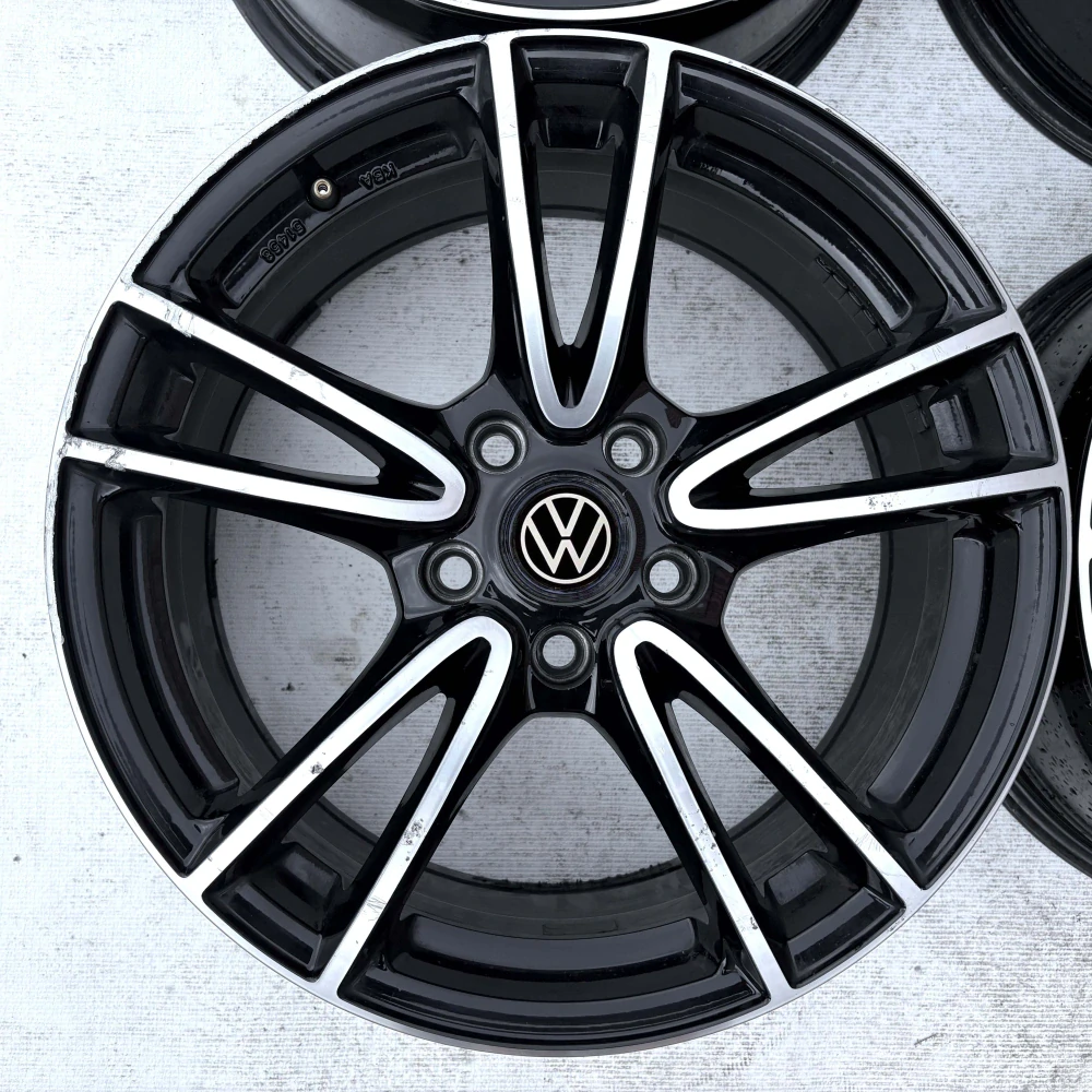 VW GOLF PASSAT TIGUAN 17" 5X112 ET50