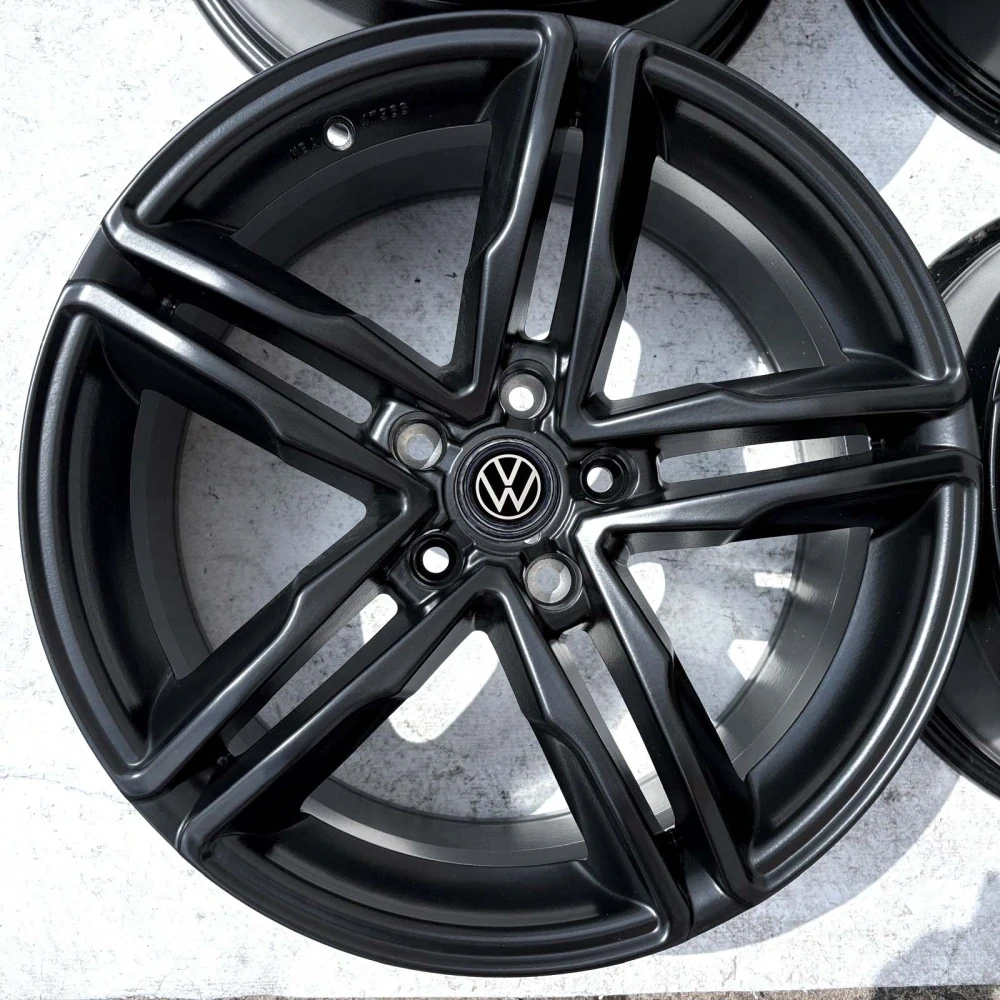 VW PASSAT GOLD TIGUAN T-ROC 18" 5X112 ET40