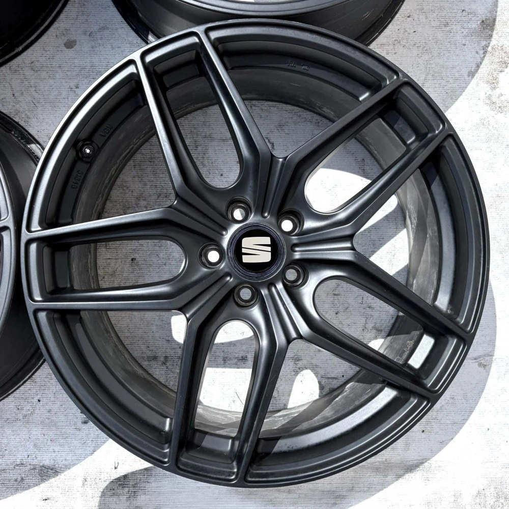 SEAT TARACCO 20" 5X112 8,5J ET32