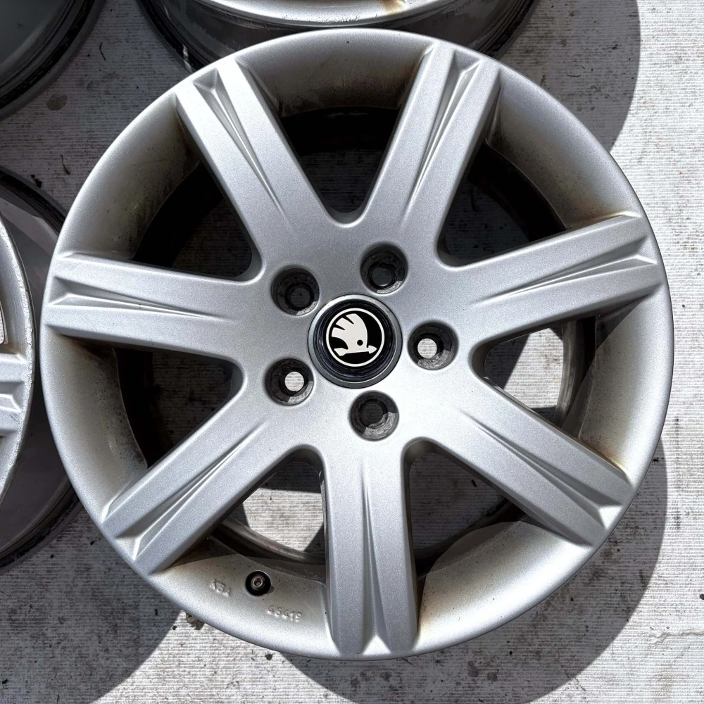 SKODA OCTAVIA SUPERB YETI 16" 5X112 ET42