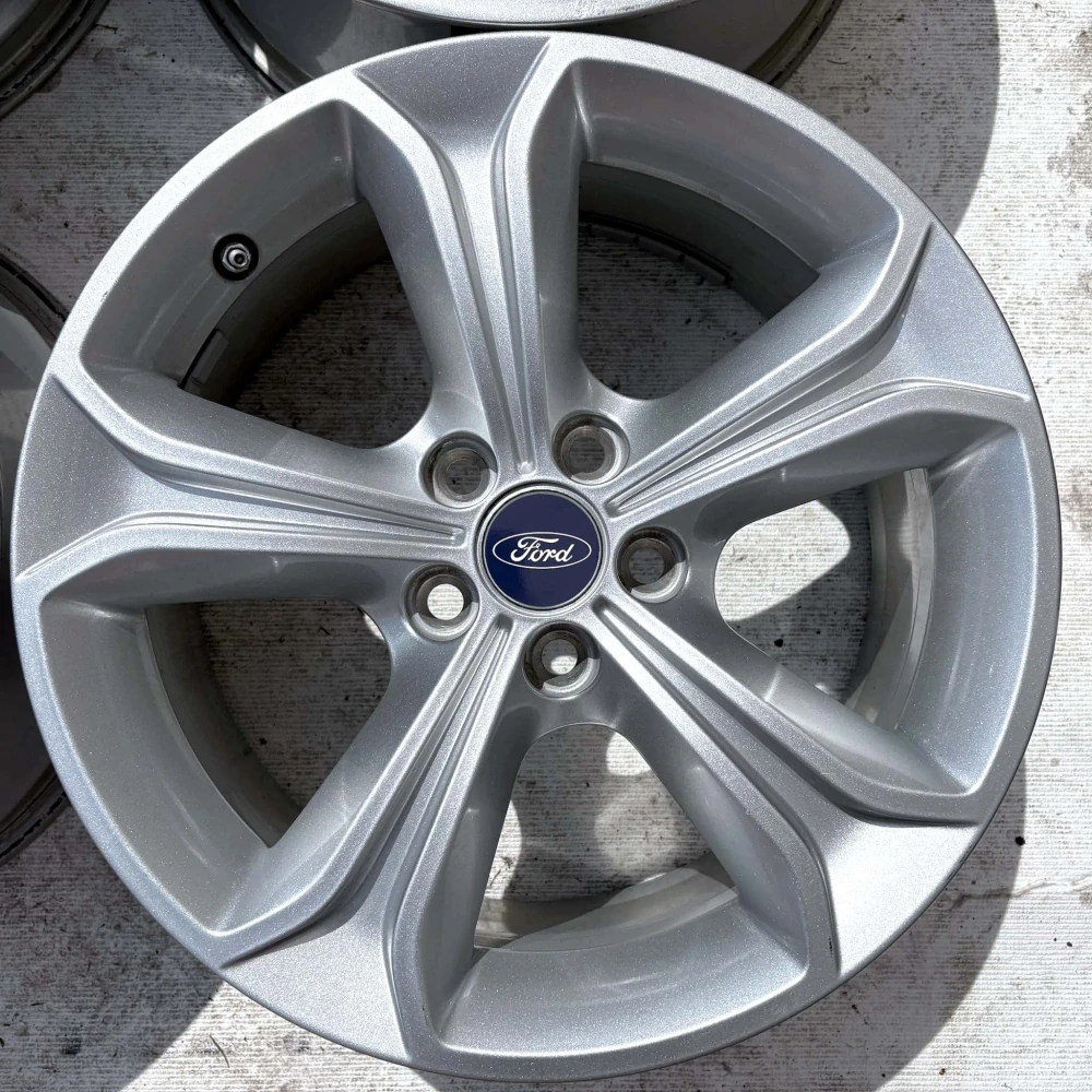 FORD FOCUS ACTIVE TOURER 17" 5X108 ET45