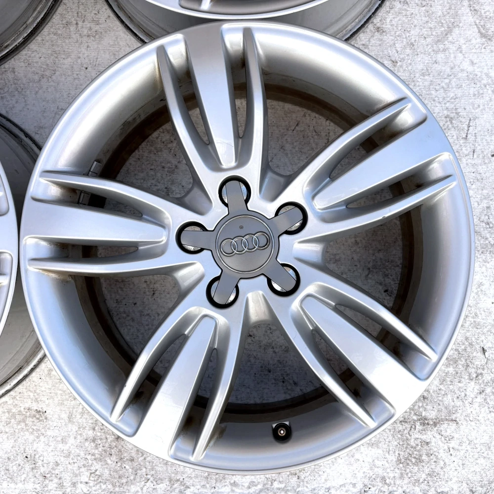 ORIGINÁLNÍ ALU AUDI Q3 17" 6,5J 5X112 ET33