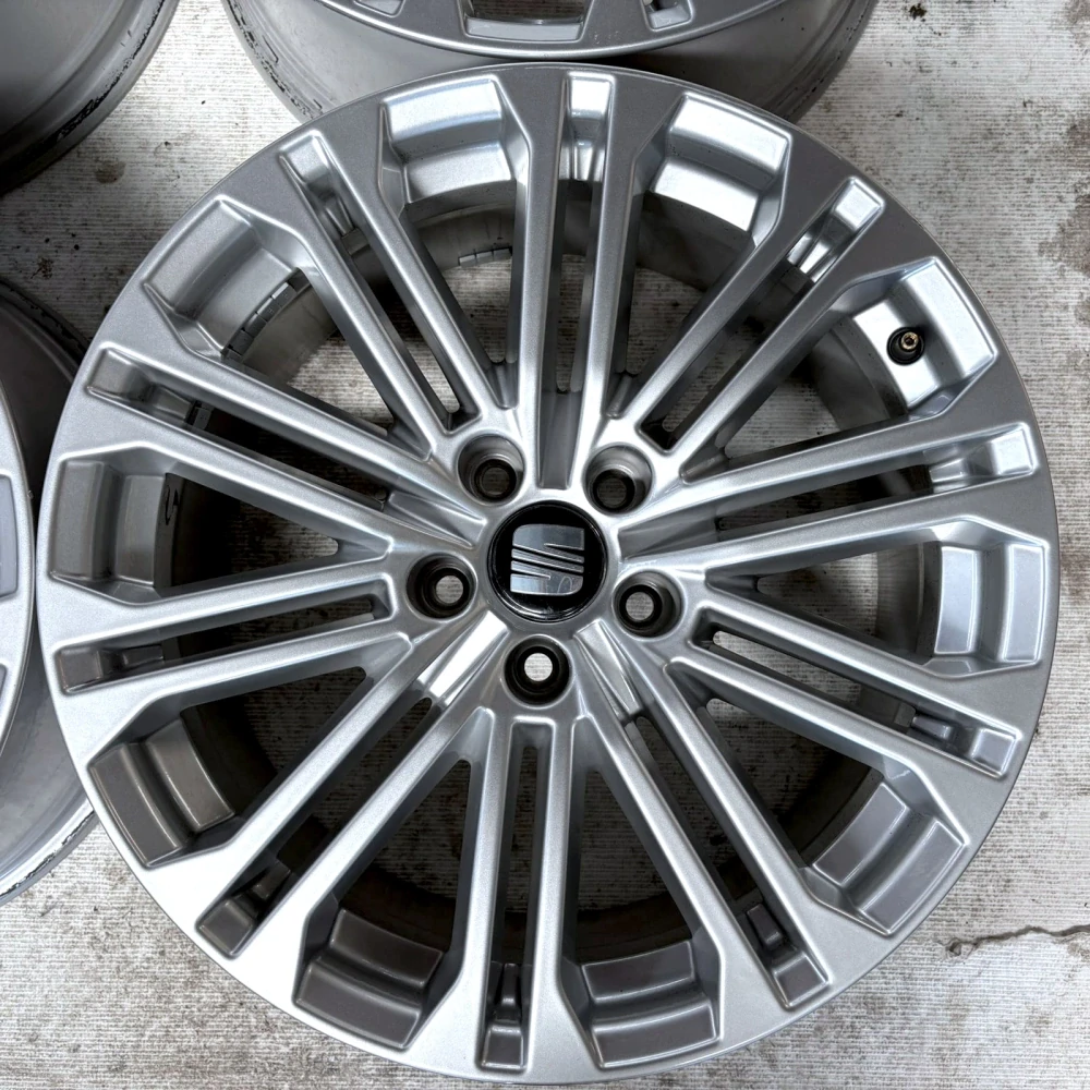 ALU SEAT ATECA ALTEA LEON EXEO 18" 5X112