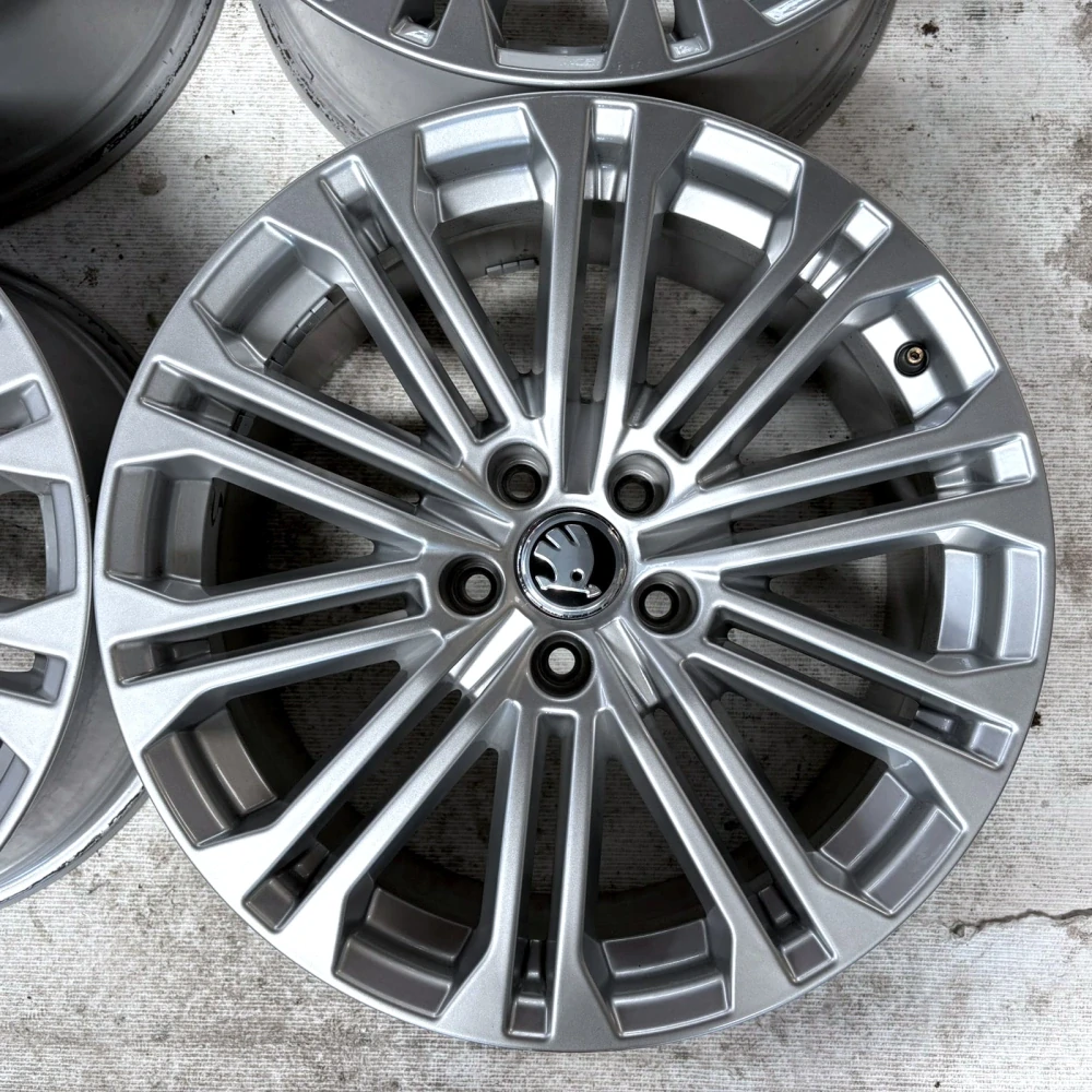 ALU SKODA SUPERB OCTAVIA YETI KAROQ 18" 5X112 ET31