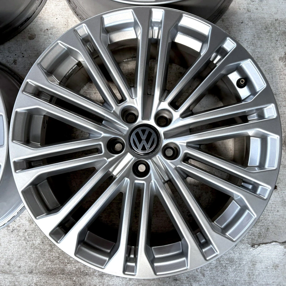 ALU VW PASSAT TIGUAN SHARAN T-ROC GOLF 18" 5X112