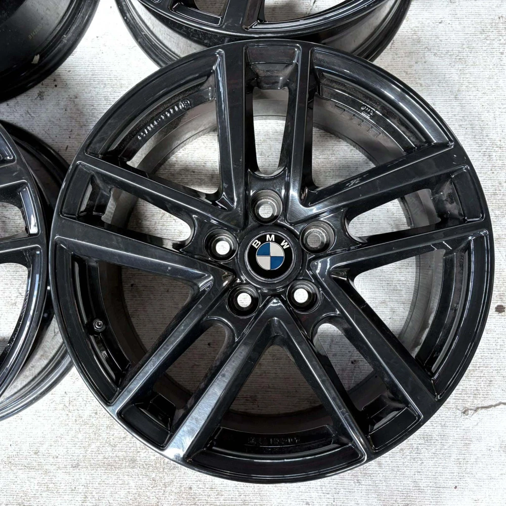ALU BMW 1 F52 2 F45 F44 F46 X1 F48 X2 F49 17" ET52
