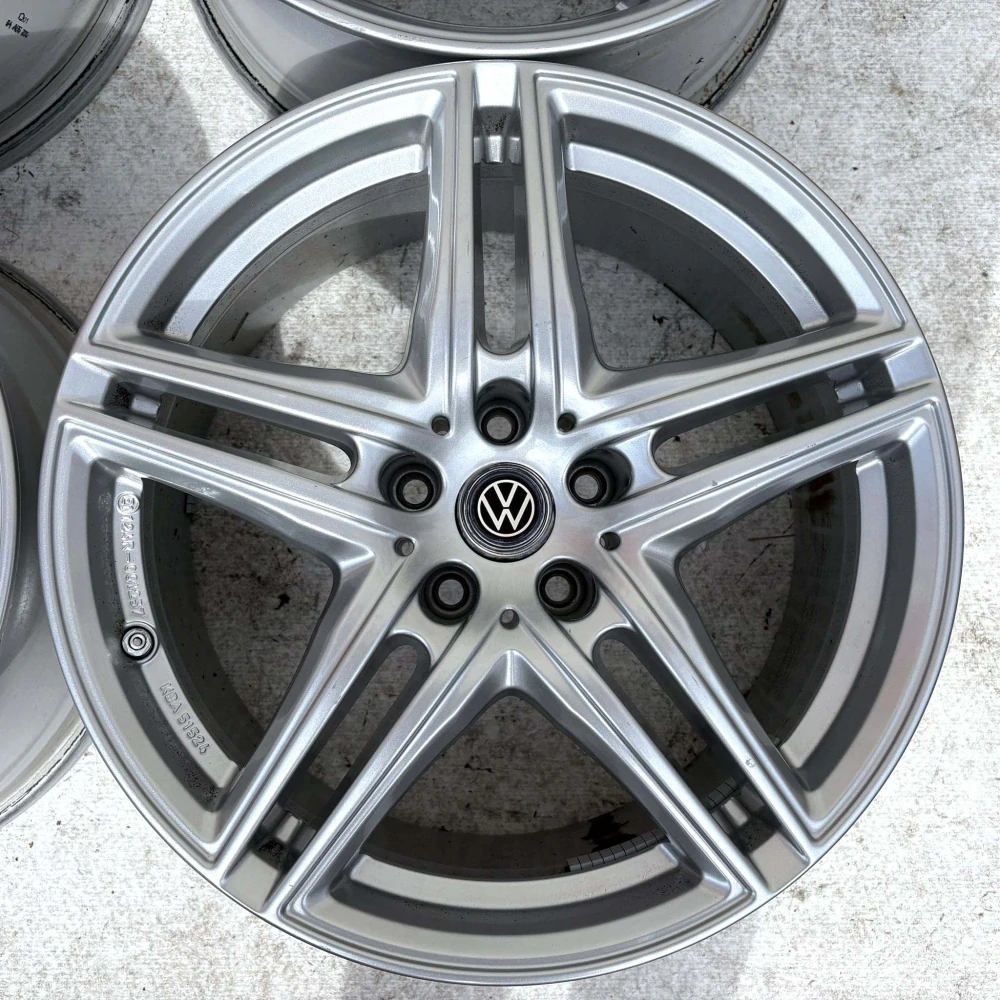 ALU TOUAREG 2018-2026 18" 5X112 ET26