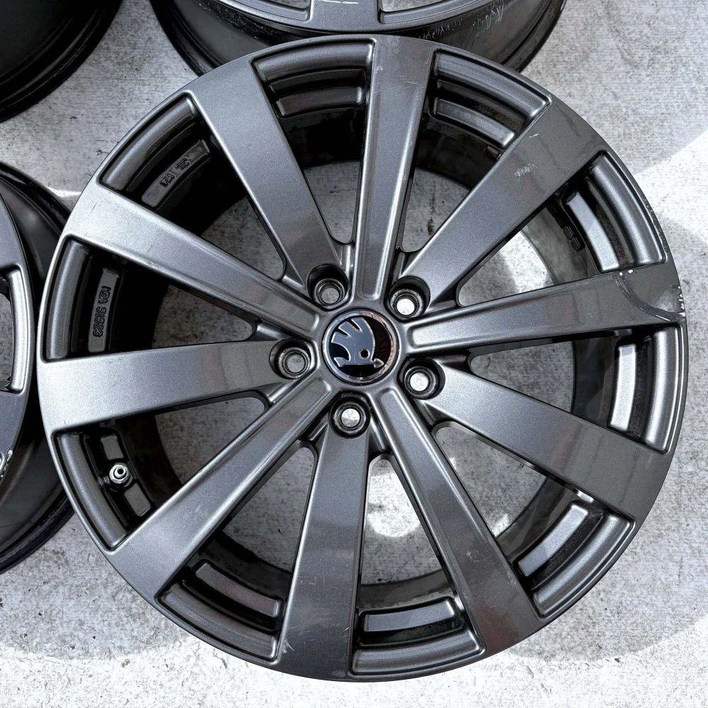 ALU SKODA ENYAQ SUPERB OCTAVIA 18" 5X112