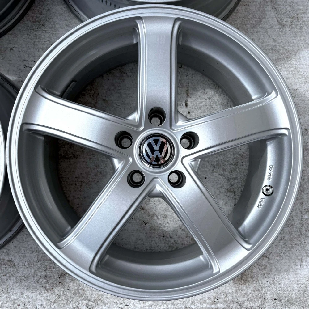 ALU VW TIGUAN SHARAN PASSAT BEETLE 17" 5X112 ET35