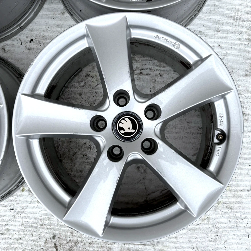 SKODA OCTAVIA SUPERB YETI 16" 5X112