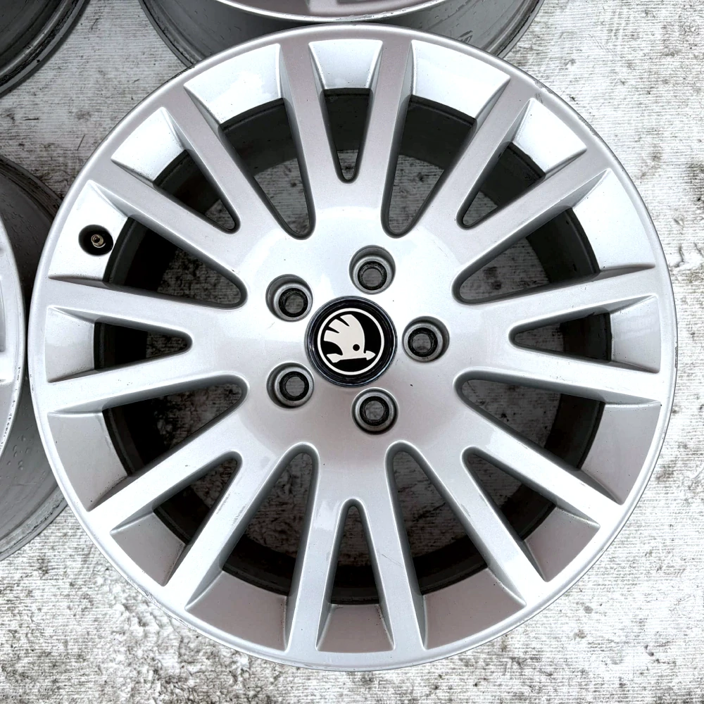 SKODA OCTAVIA II 17" 5X112 7,5J ET56