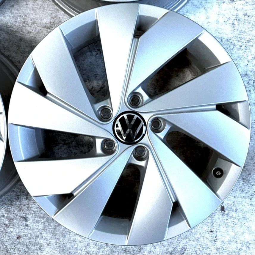 VW GOLF CADDY PASSAT TOURAN SCIROCCO 17"