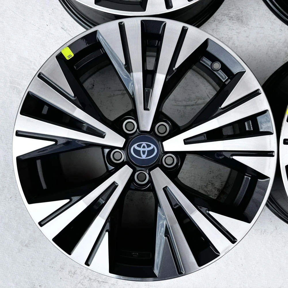 Toyota RAV4 Sienna Camry Corolla Avensis 18"