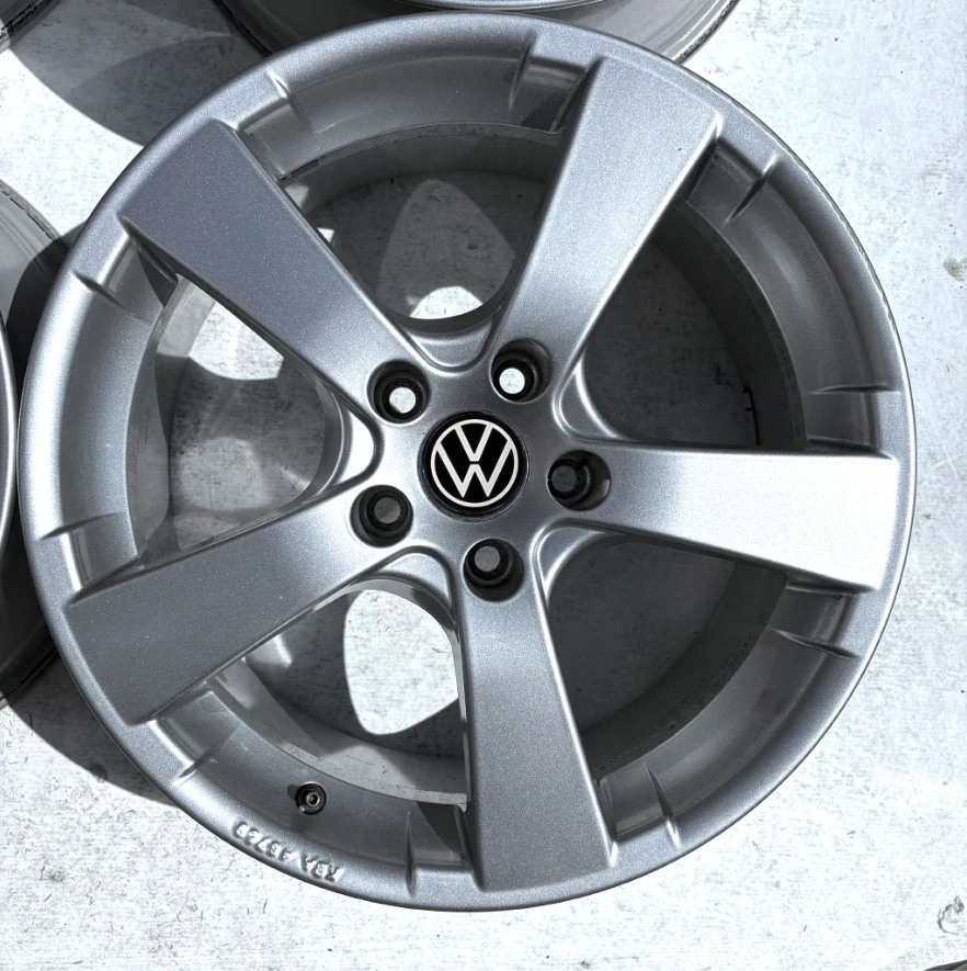 VW PASSAT TIGUAN CADDY TOURAN GOLF 17"
