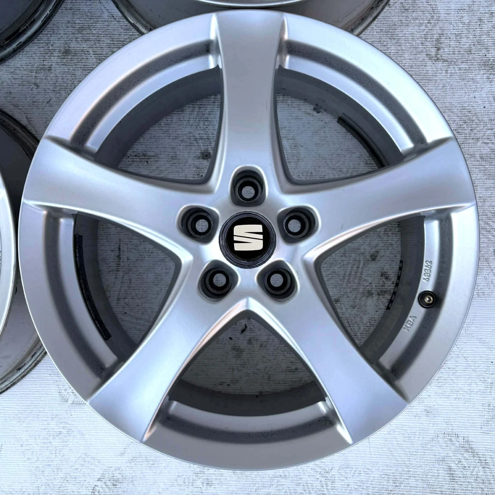 SEAT ATECA LEON EXEO ALTEA 17" 5X112